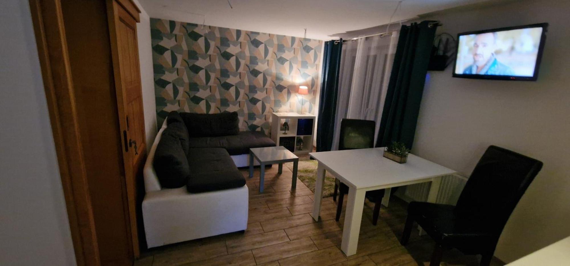 Apartament Cudowny Zakątek z Ogrodem i Basenem Bukwica  Pokój zdjęcie